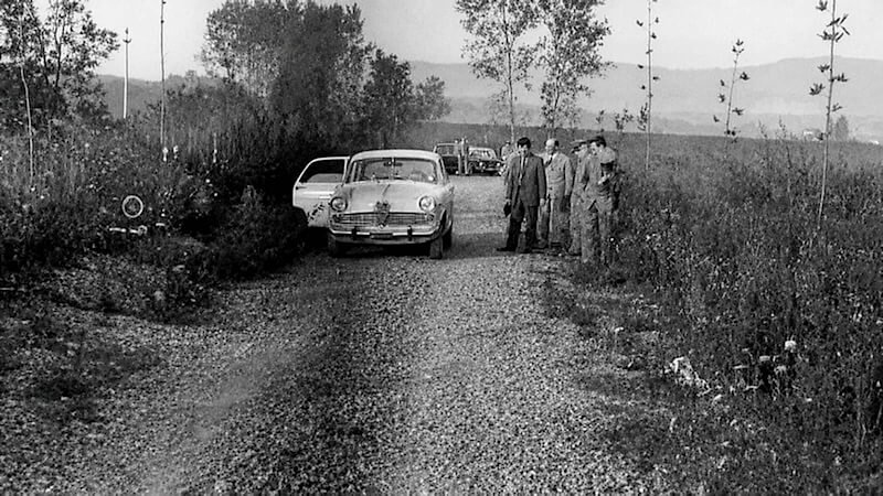 Alfa Romeo Giulietta sul luogo del duplice omicidio di Castelletti di Signa del 1968